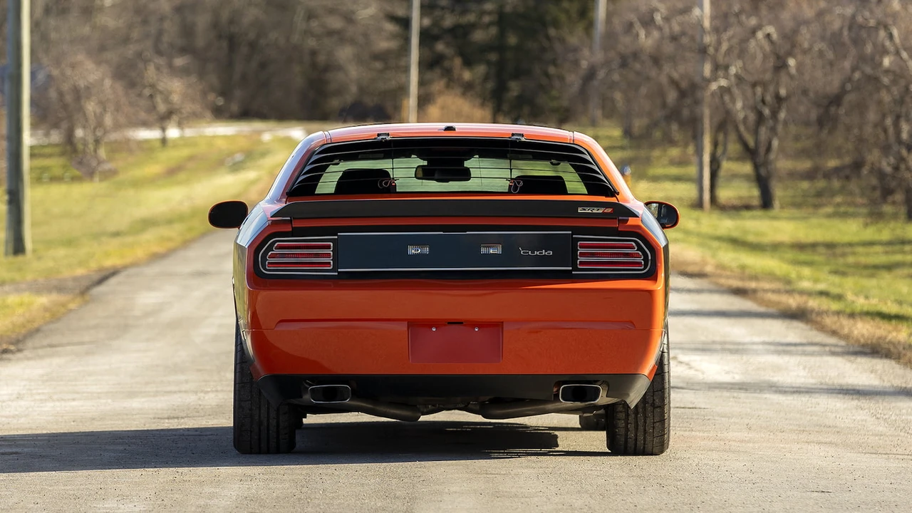 2008 Dodge Challenger SRT8 & 392 3rd Gen - Image 15 of 26