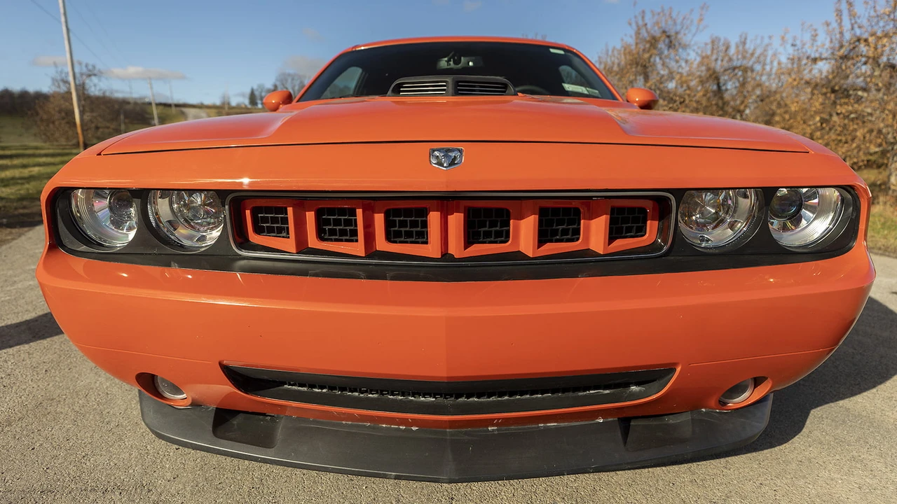 2008 Dodge Challenger SRT8 & 392 3rd Gen - Image 23 of 26