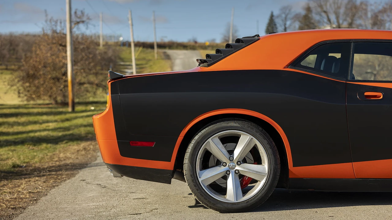 2008 Dodge Challenger SRT8 & 392 3rd Gen - Image 26 of 26