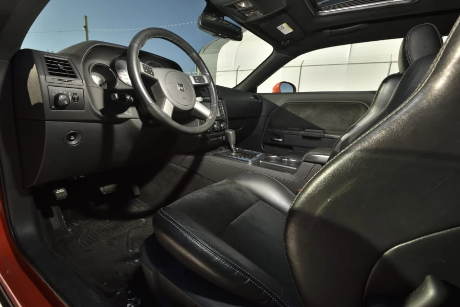 2008 Dodge Challenger SRT8 & 392 3rd Gen - Image 28 of 31