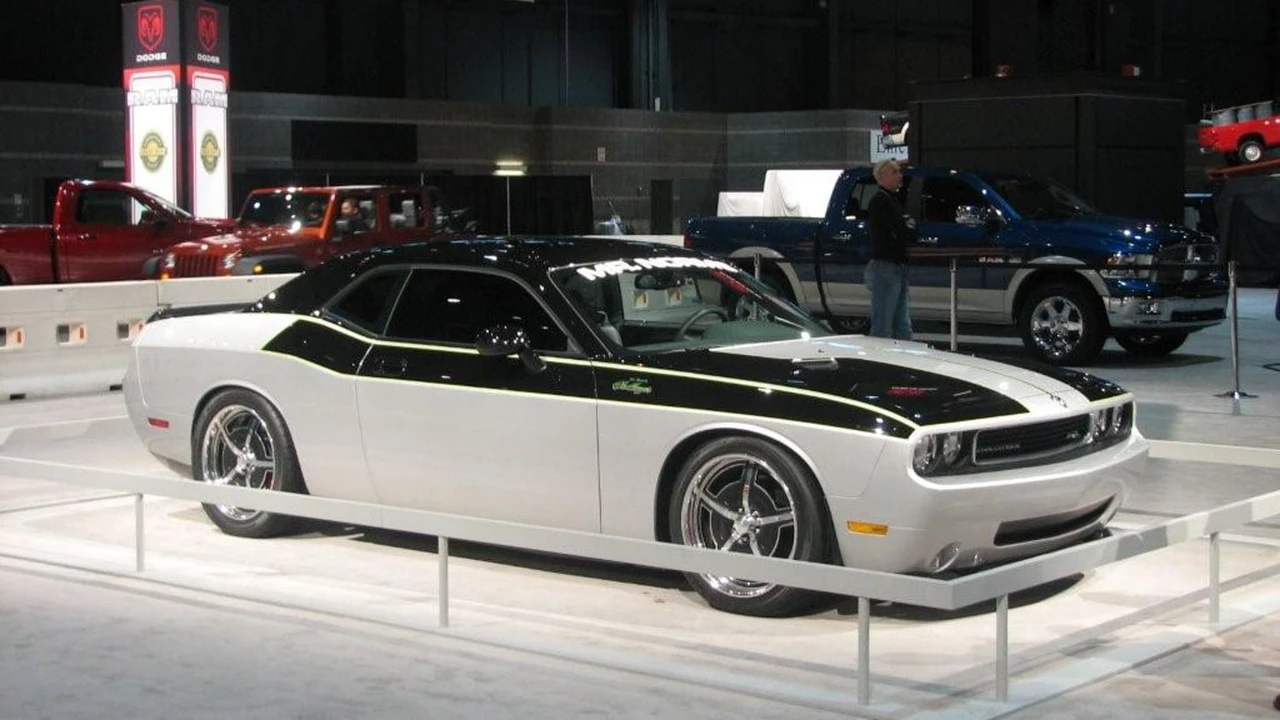 2008 Dodge Challenger SRT8 & 392 3rd Gen - Image 3 of 16