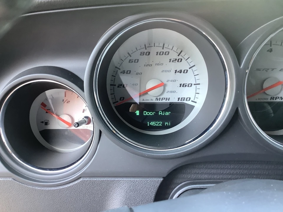 2008 Dodge Challenger SRT8 & 392 3rd Gen - Image 15 of 20
