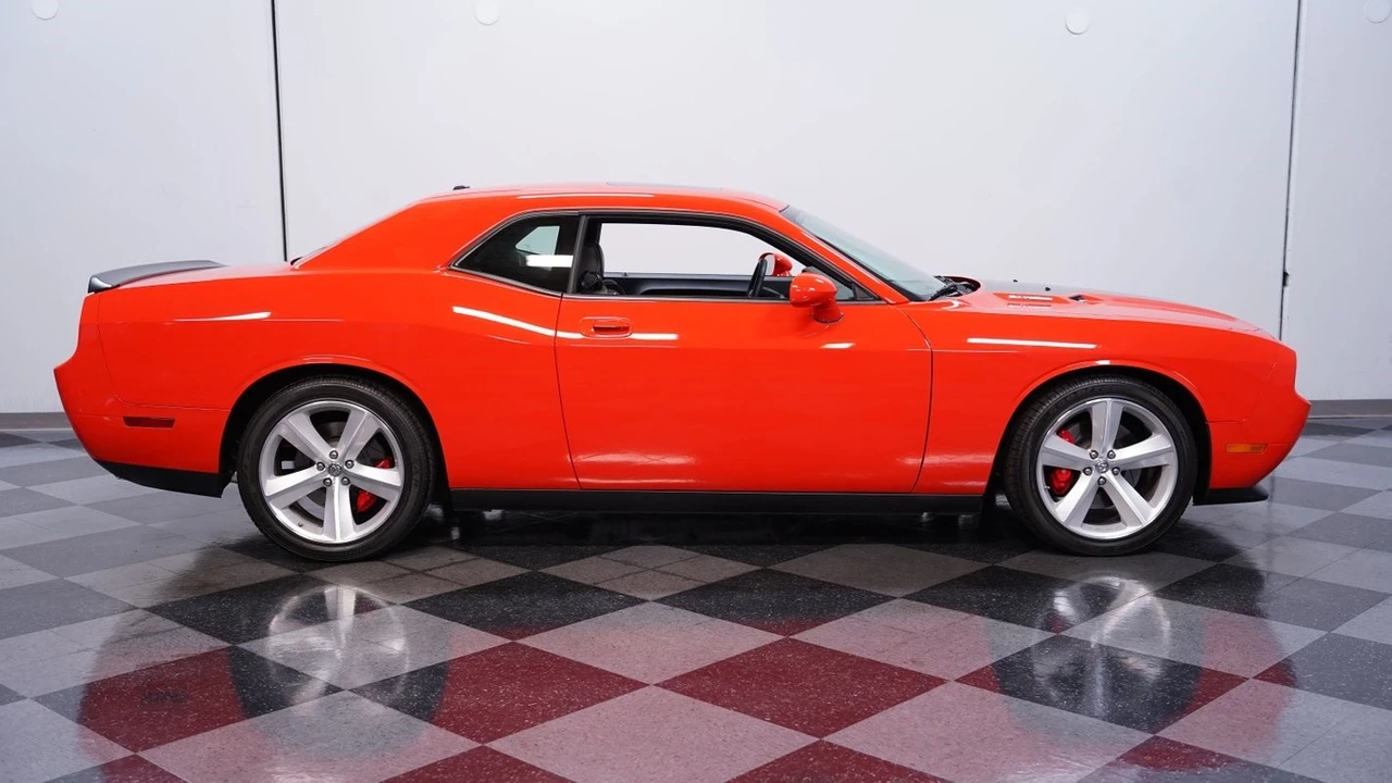 2008 Dodge Challenger SRT8 & 392 3rd Gen - Image 13 of 21
