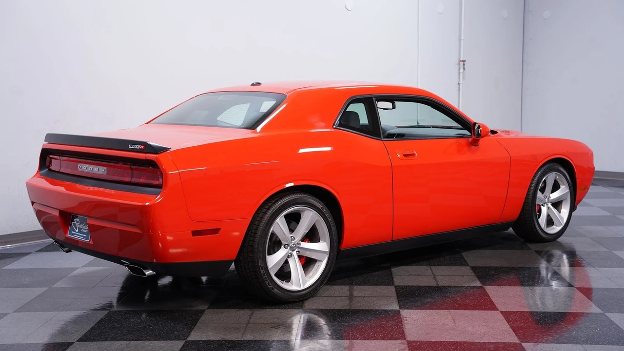 2008 Dodge Challenger SRT8 & 392 3rd Gen - Image 12 of 31