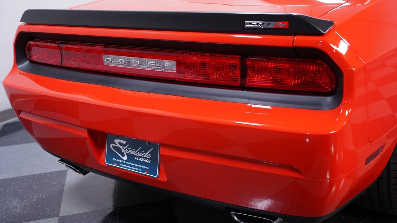 2008 Dodge Challenger SRT8 & 392 3rd Gen - Image 24 of 31
