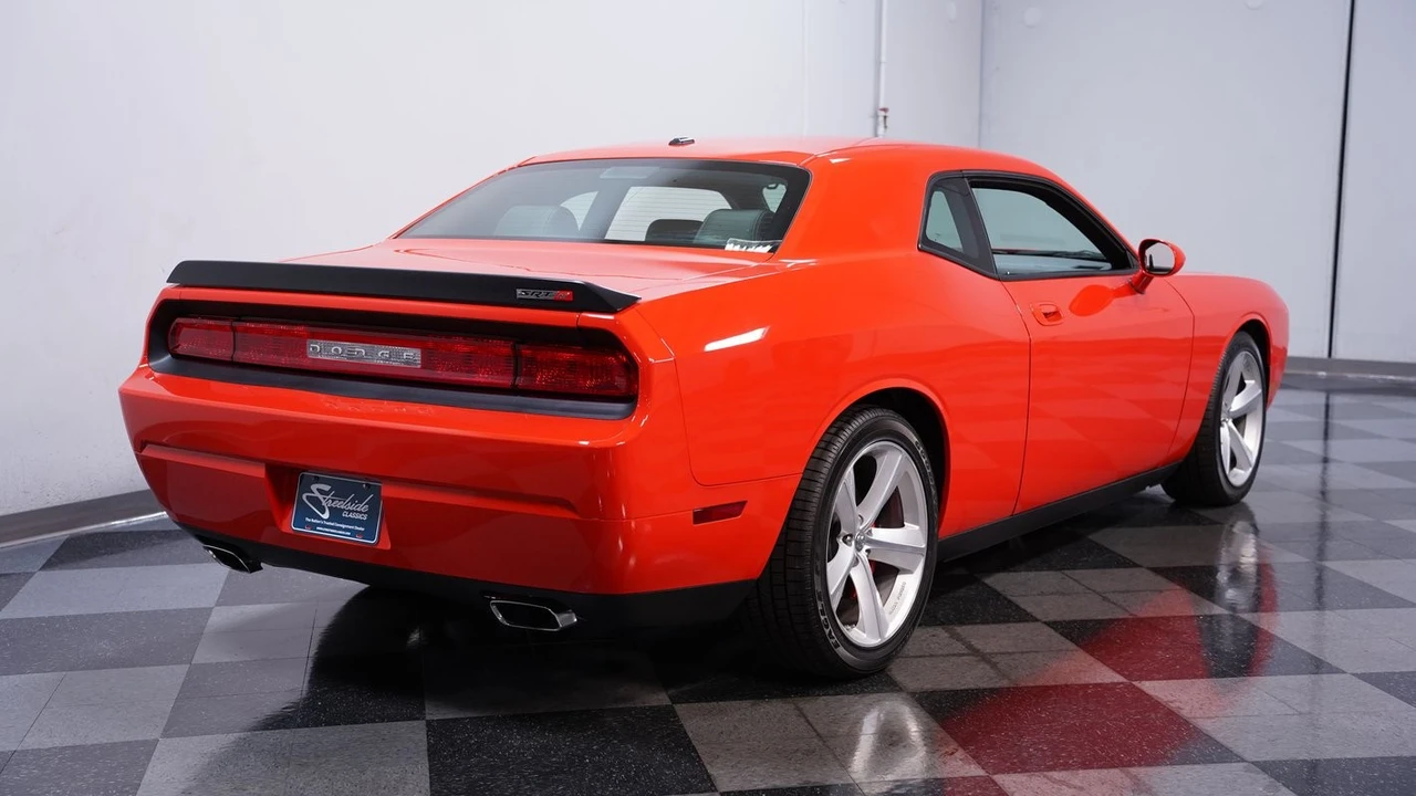 2008 Dodge Challenger SRT8 & 392 3rd Gen - Image 11 of 31