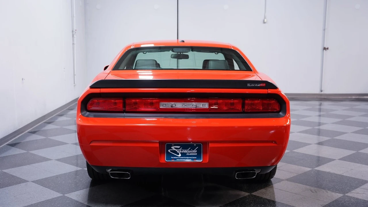 2008 Dodge Challenger SRT8 & 392 3rd Gen - Image 10 of 12