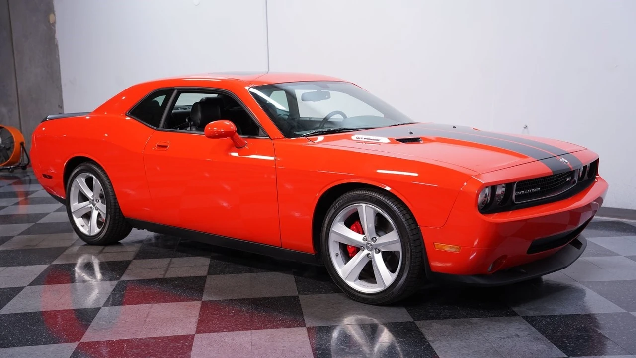 2008 Dodge Challenger SRT8 & 392 3rd Gen - Image 14 of 21