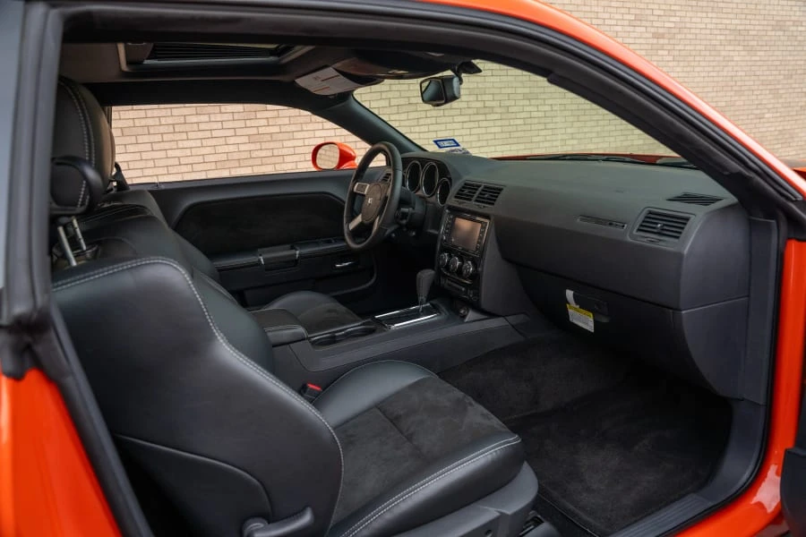 2008 Dodge Challenger SRT8 & 392 3rd Gen - Image 27 of 31