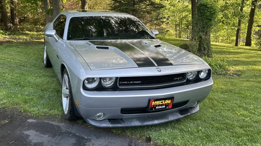 2008 Dodge Challenger SRT8 & 392 3rd Gen - Image 8 of 18