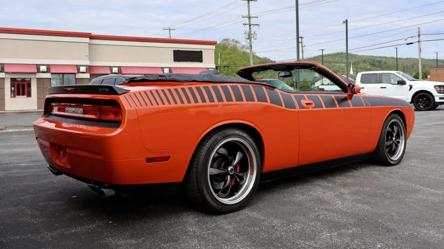 2008 Dodge Challenger SRT8 & 392 3rd Gen - Image 3 of 31