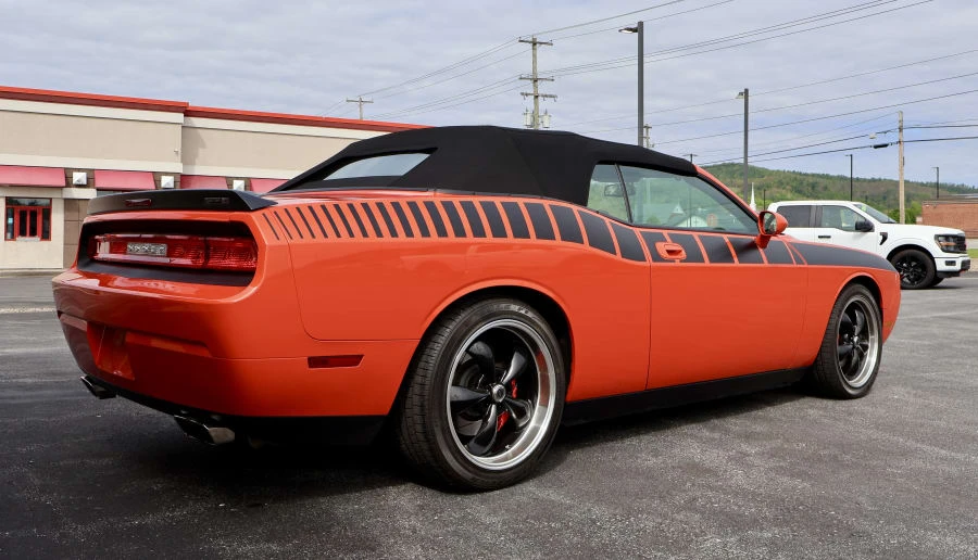 2008 Dodge Challenger SRT8 & 392 3rd Gen - Image 16 of 31