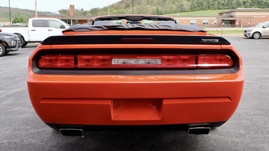 2008 Dodge Challenger SRT8 & 392 3rd Gen - Image 5 of 31