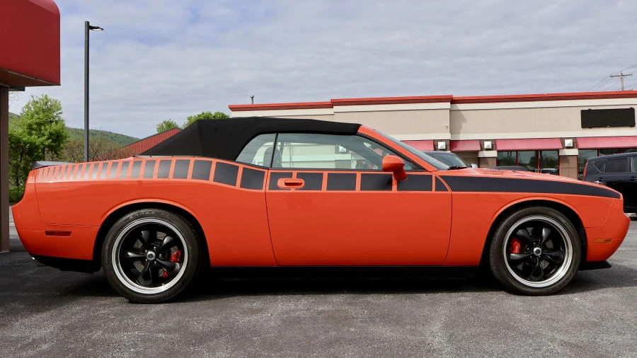 2008 Dodge Challenger SRT8 & 392 3rd Gen - Image 11 of 31