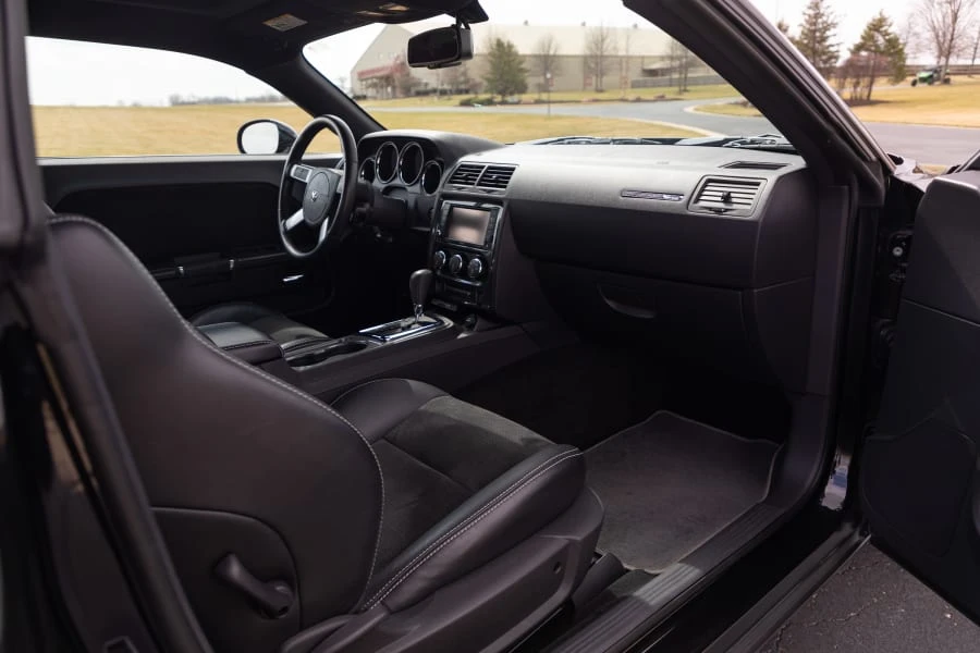 2008 Dodge Challenger SRT8 & 392 3rd Gen - Image 17 of 30