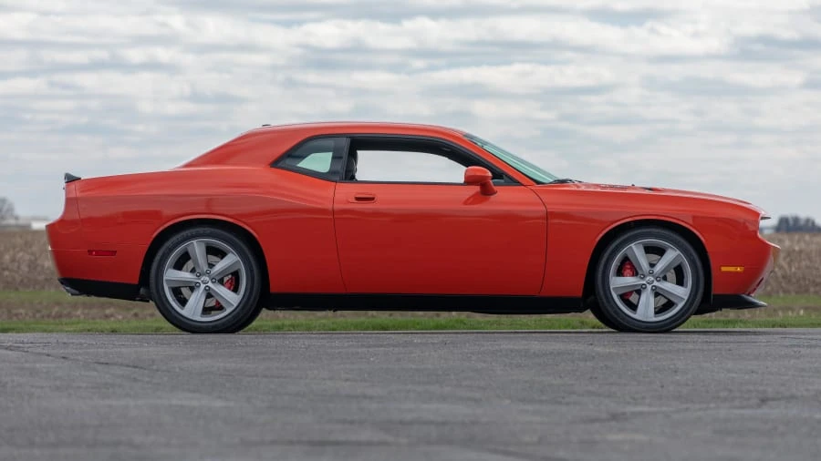 2008 Dodge Challenger SRT8 & 392 3rd Gen - Image 2 of 29