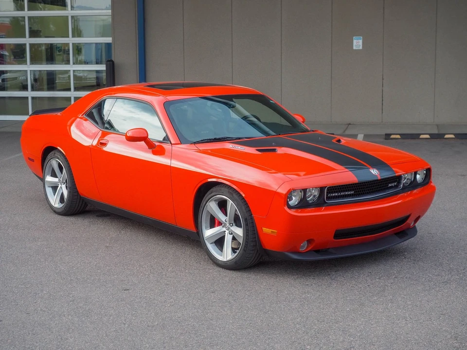 2008 Dodge Challenger SRT8 & 392 3rd Gen - Image 7 of 31