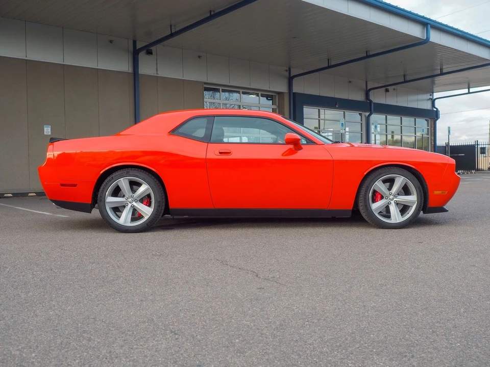 2008 Dodge Challenger SRT8 & 392 3rd Gen - Image 9 of 31
