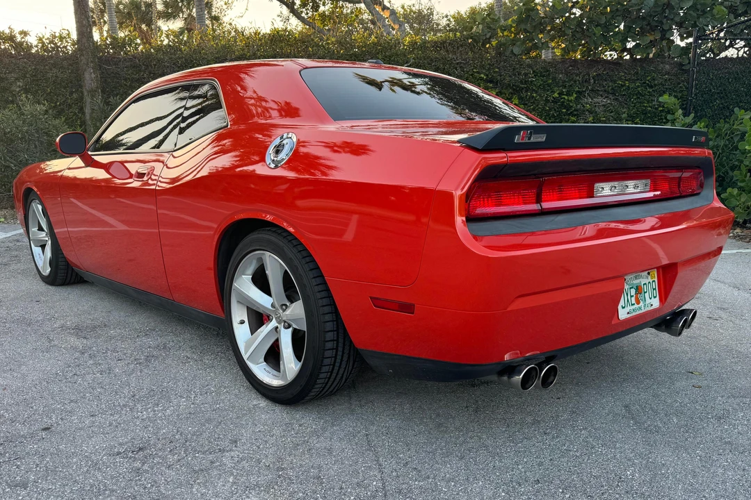 2008 Dodge Challenger SRT8 & 392 3rd Gen - Image 4 of 31