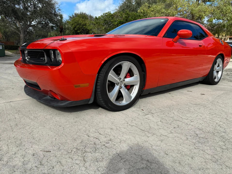 2008 Dodge Challenger SRT8 & 392 3rd Gen - Image 10 of 31