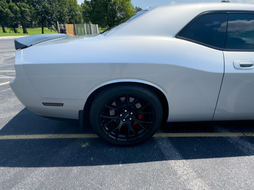 2008 Dodge Challenger SRT8 & 392 3rd Gen - Image 25 of 31