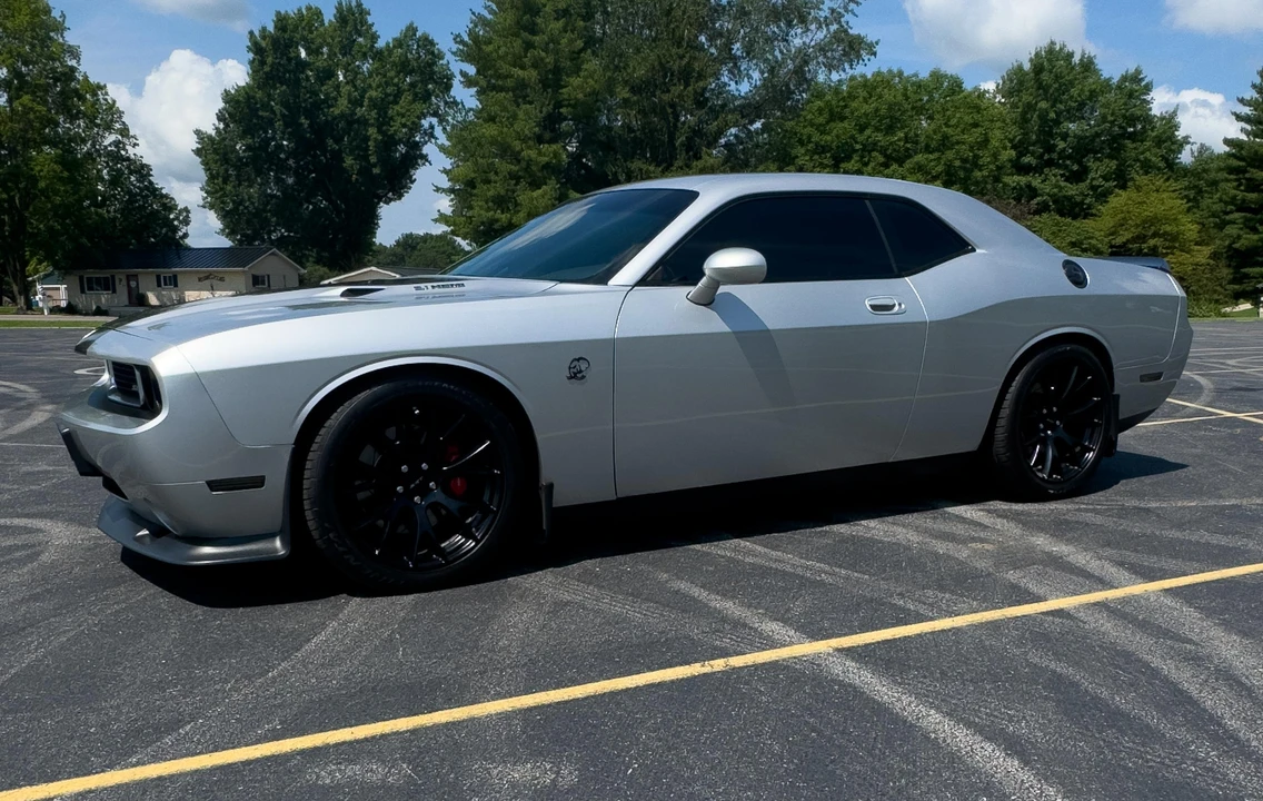 2008 Dodge Challenger SRT8 & 392 3rd Gen - Image 8 of 31