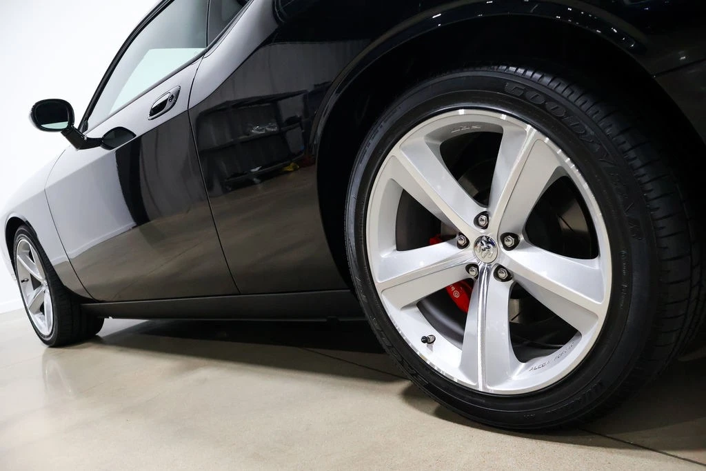 2008 Dodge Challenger SRT8 & 392 3rd Gen - Image 19 of 24