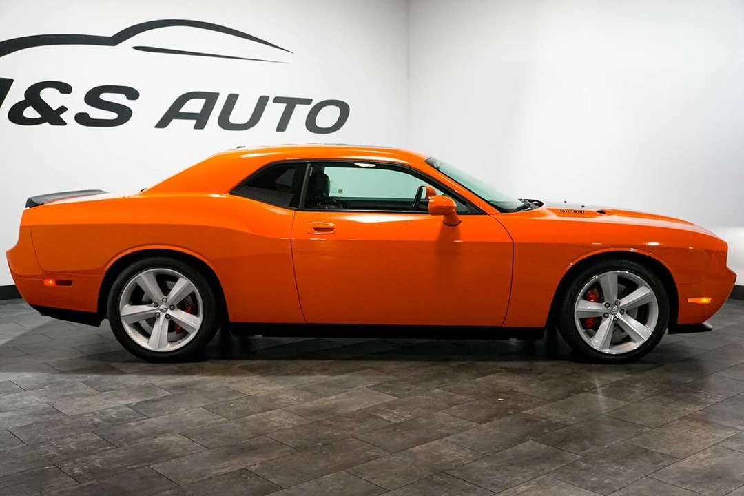 2008 Dodge Challenger SRT8 & 392 3rd Gen - Image 7 of 30