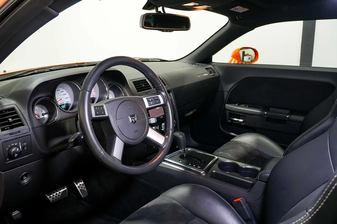 2008 Dodge Challenger SRT8 & 392 3rd Gen - Image 19 of 30