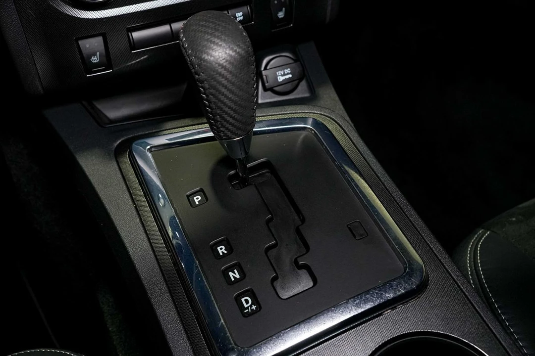 2008 Dodge Challenger SRT8 & 392 3rd Gen - Image 27 of 30