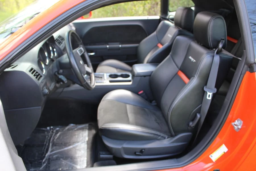 2008 Dodge Challenger SRT8 & 392 3rd Gen - Image 4 of 10
