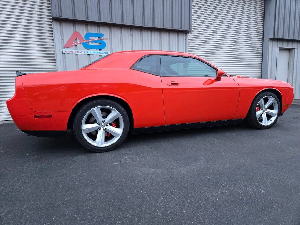 2008 Dodge Challenger SRT8 & 392 3rd Gen - Image 9 of 31