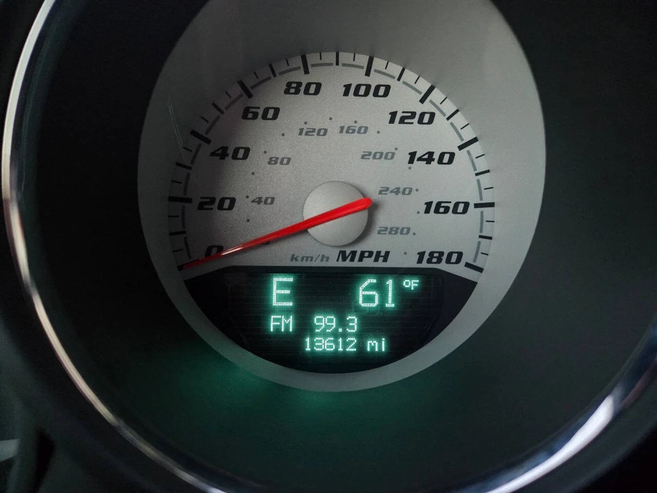 2008 Dodge Challenger SRT8 & 392 3rd Gen - Image 29 of 31