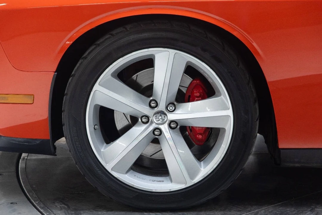 2008 Dodge Challenger SRT8 & 392 3rd Gen - Image 10 of 21