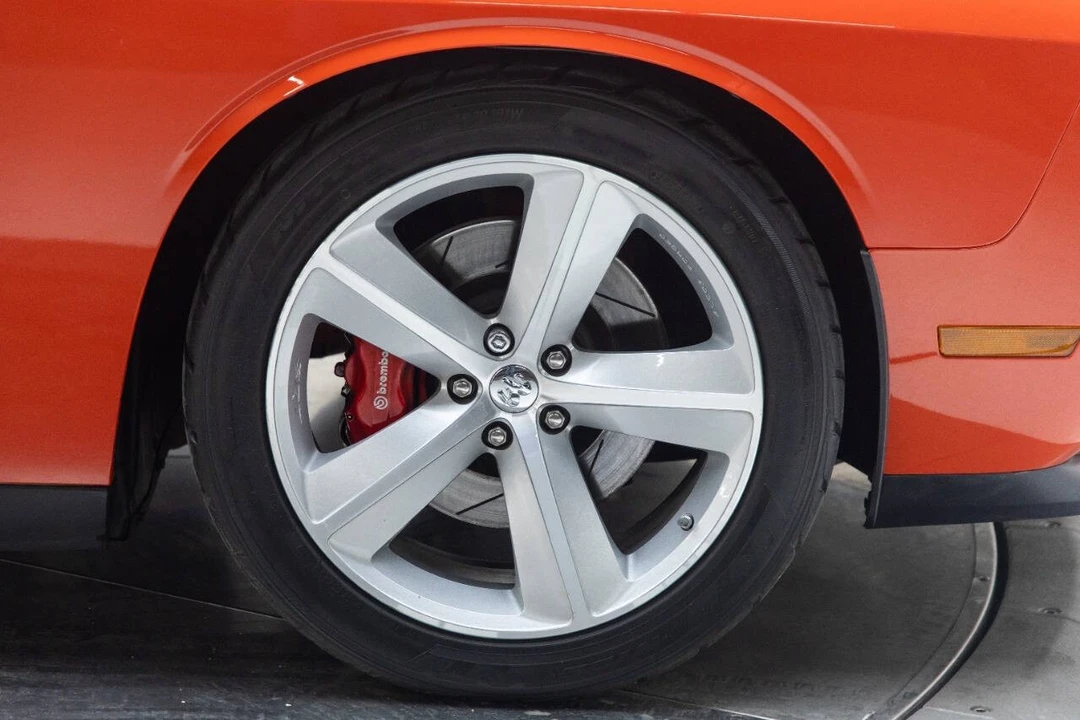 2008 Dodge Challenger SRT8 & 392 3rd Gen - Image 7 of 21
