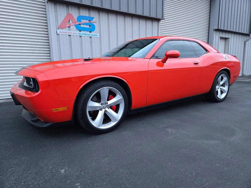 2008 Dodge Challenger SRT8 & 392 3rd Gen - Image 2 of 31