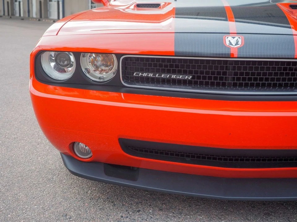 2008 Dodge Challenger SRT8 & 392 3rd Gen - Image 20 of 31