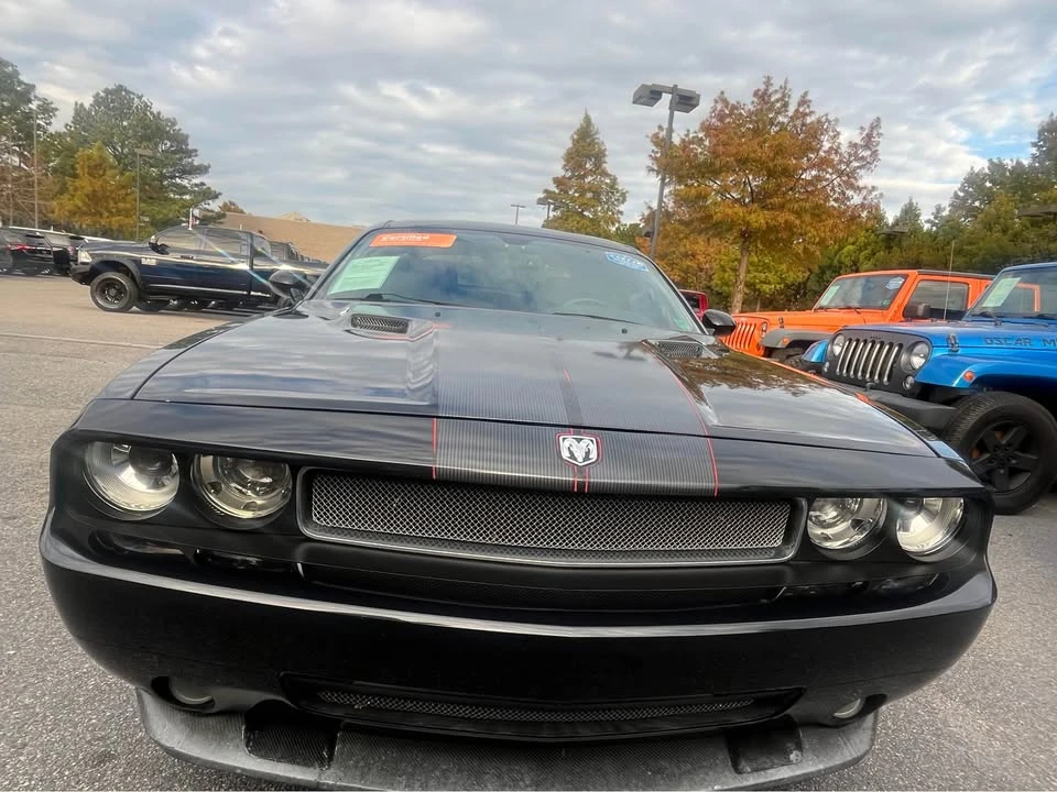 2008 Dodge Challenger SRT8 & 392 3rd Gen - Image 3 of 10