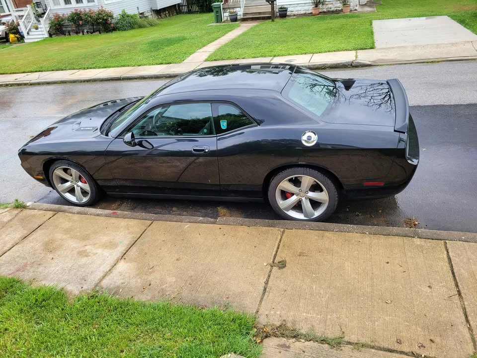 2008 Dodge Challenger SRT8 & 392 3rd Gen - Image 6 of 9