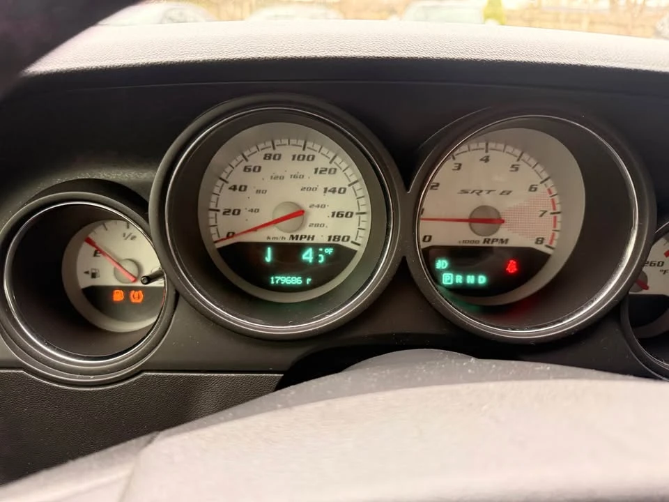 2008 Dodge Challenger SRT8 & 392 3rd Gen - Image 7 of 8