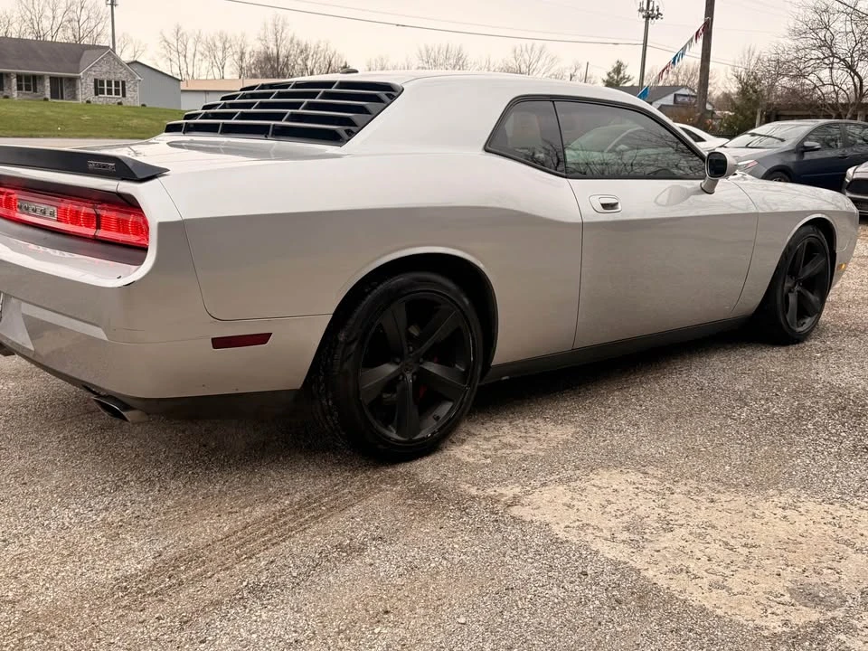 2008 Dodge Challenger SRT8 & 392 3rd Gen - Image 4 of 8