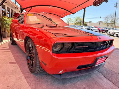 2008 Dodge Challenger SRT8 Coupe 2D