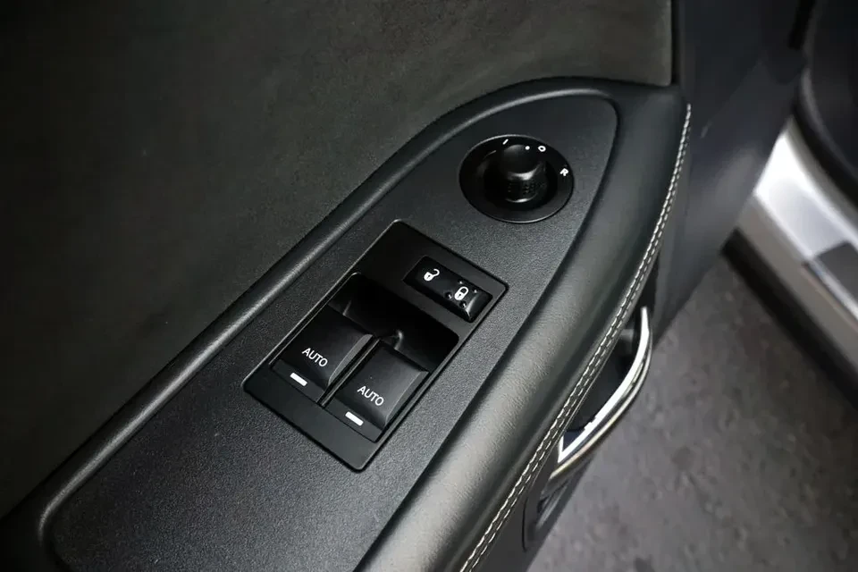 2008 Dodge Challenger SRT8 & 392 3rd Gen - Image 10 of 20