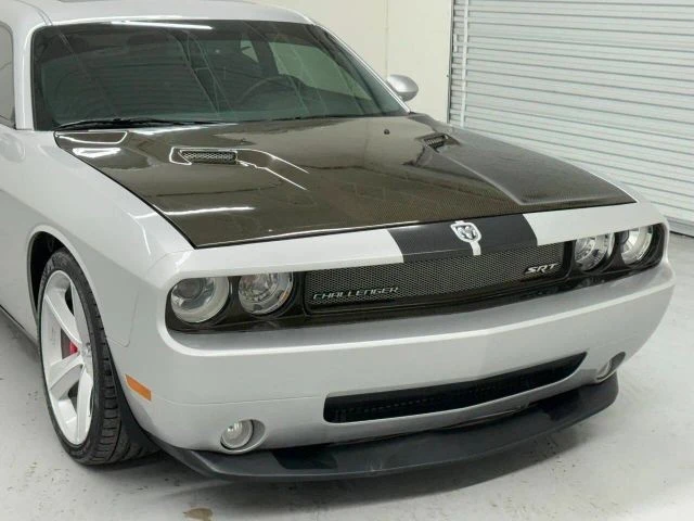 2008 Dodge Challenger SRT8 & 392 3rd Gen - Image 10 of 31
