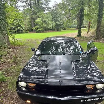 2008 Dodge Challenger SRT8 Coupe 2D
