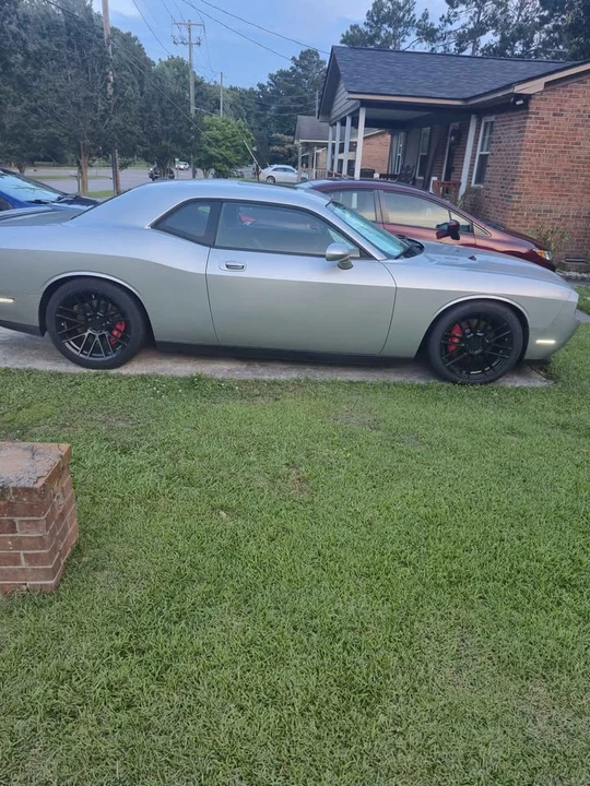 2008 Dodge Challenger SRT8 & 392 3rd Gen - Image 6 of 12