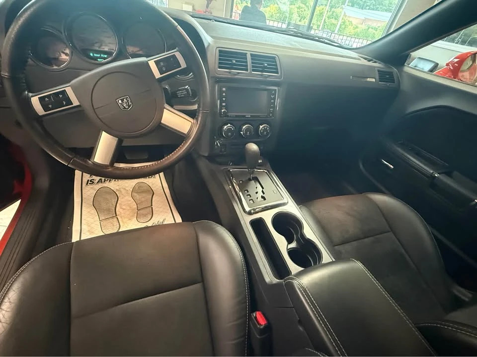 2008 Dodge Challenger SRT8 & 392 3rd Gen - Image 4 of 9