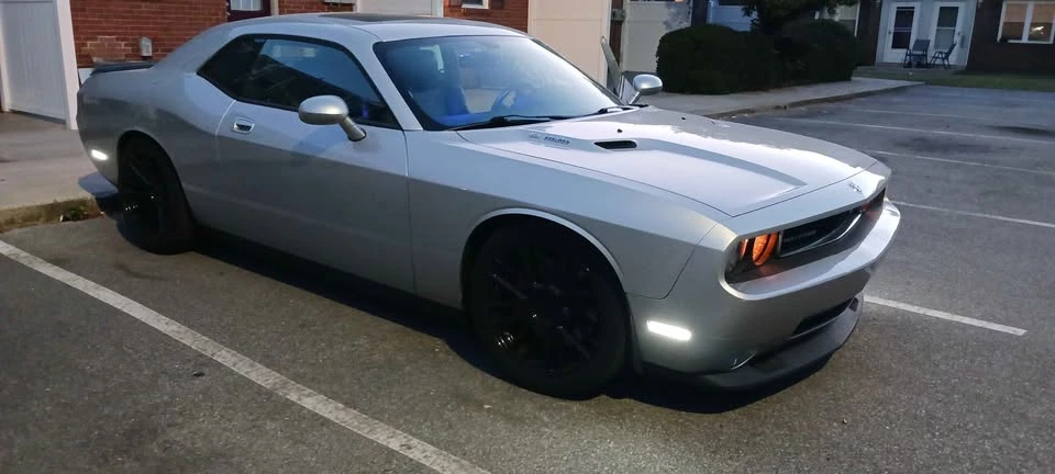 2008 Dodge Challenger SRT8 & 392 3rd Gen - Image 2 of 12