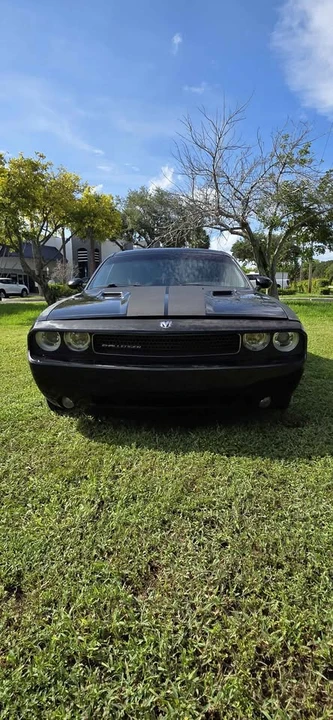 2008 Dodge Challenger SRT8 & 392 3rd Gen - Image 10 of 19