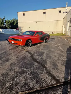 2008 Dodge Challenger SRT8 Coupe 2D